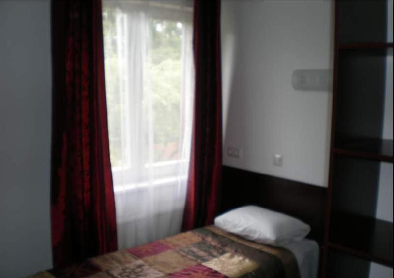 Vabriku Guesthouse Tallinn Ruang foto